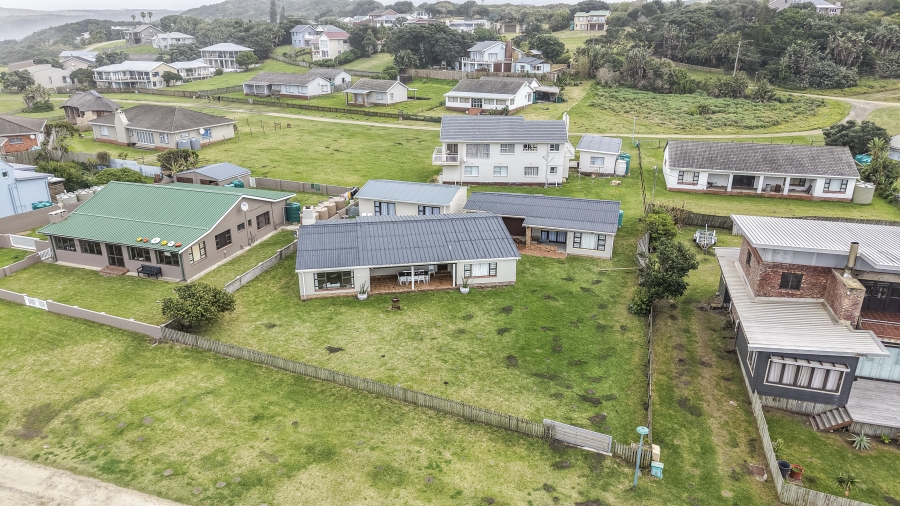 3 Bedroom Property for Sale in Marshstrand Eastern Cape